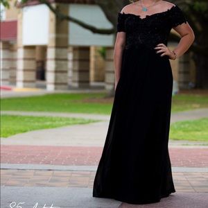 SHERRI HILL PROM DRESS!!